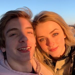 Meet your Posher, Sierra